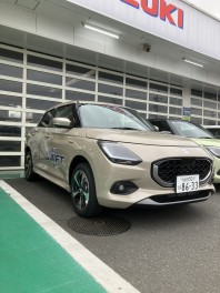 新型スイフト試乗車来ました！！